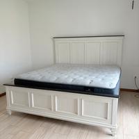 Letto mattimoniale Queen