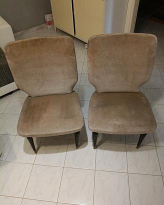 due poltrone vintage buone condizioni 