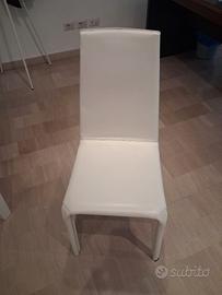 sedie bianche