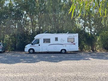 Camper semintegrale Rapido