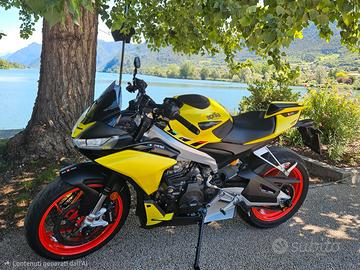 Aprilia Tuono 660