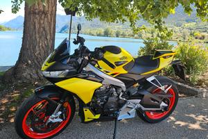 Aprilia Tuono 660