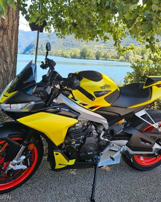 Aprilia Tuono 660