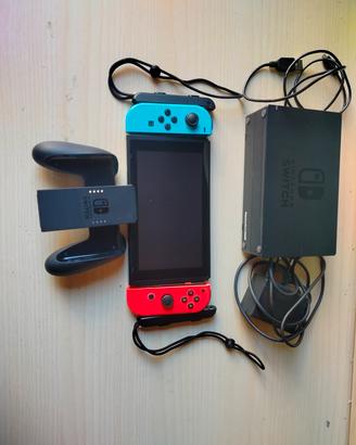 Nintendo switch completa + Dock + alimentatore 