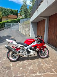 Yamaha YZF - R1 anno 1999