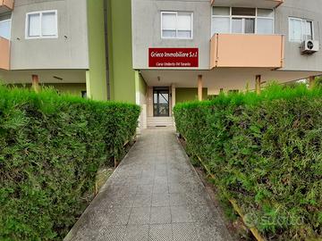 Via G.Salvemini-Paolo VI- quadrilocale con p.auto