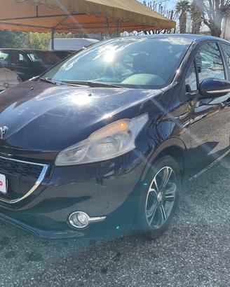 Peugeot 208 1.4 HDi 68 CV 5 porte Allure OK NEOPAT