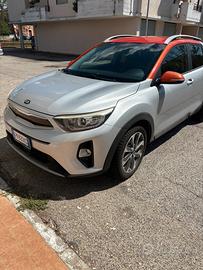 Kia stonic 1.6 110 Cv
