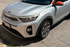 Kia stonic 1.6 110 Cv
