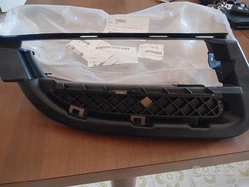 Mascherina fendinebbia bmw e82/e88/e87 nuova