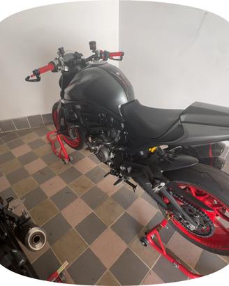 Ducati monster 937 aviator gray