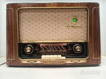 RADIO VINTAGE GRUNDIG 2043