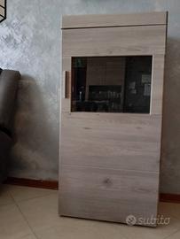 mobile rovere grigio