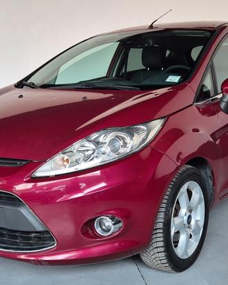 Ford Fiesta 1.4 5 porte Bz.- GPL Titanium Neopaten