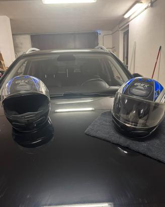 Coppia di caschi moto integrali