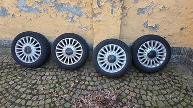 Cerchi in lega Fiat 500 e gomme M+S