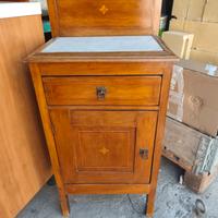 Coppia di comodini stile siciliano