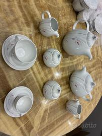 servizio da the’ e caffè