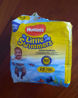Huggies pannolini piscina