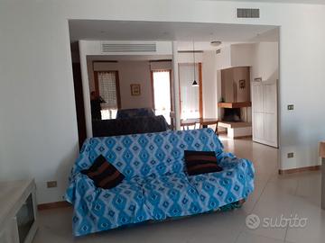 Divani  2 e 3 posti