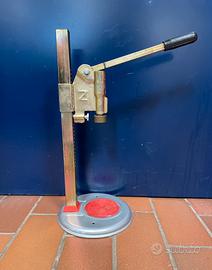 Tappatrice a colonna.