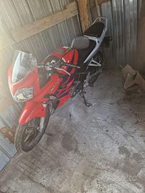 Moto Honda 125 CBR