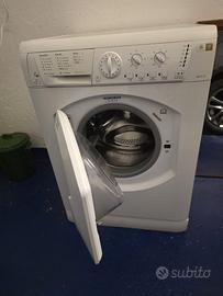 Hotpoint Ariston ARMXL 129