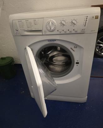 Hotpoint Ariston ARMXL 129
