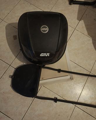 Bauletto GIVI per Suzuki SV 650 2017