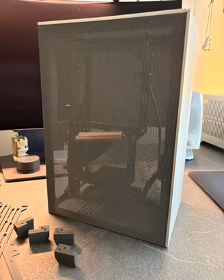 Case mini ITX- SSUPD Meshroom S