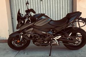 SUZUKI GSX-S 950