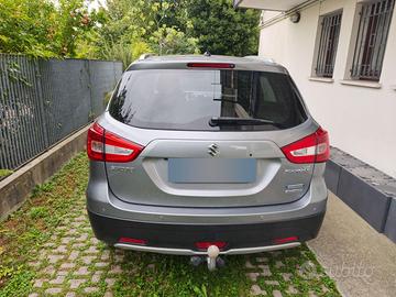 Suzuki  S-Cross 4 ruote motrici