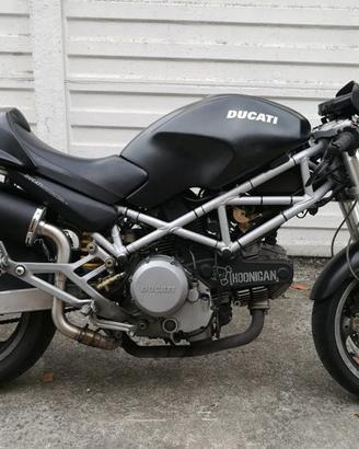 Special Titanium Black Alto Ducati Monster