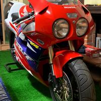 Honda Rvf 750 Rc 45