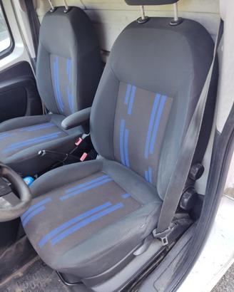 Sedile anteriore sx FIAT FIORINO del 2011