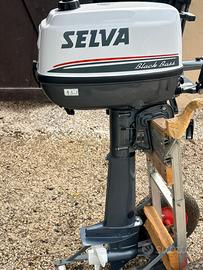 Fuoribordo selva 8cv nuovo mai usato
