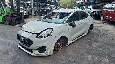 FORD PUMA 2024 SOLO PER RICAMBI
