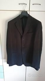 Giacca da uomo di colore nero