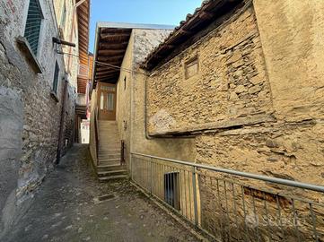 CASA INDIPENDENTE A ERVE