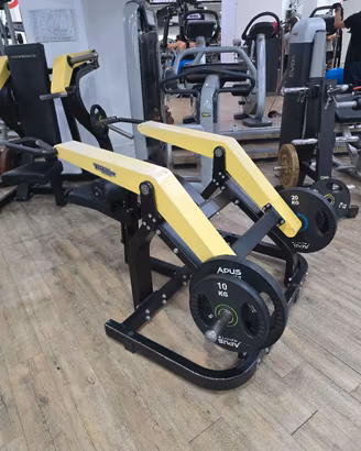 Technogym Pure Strength Seated Dip