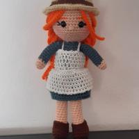 Anna dai capelli rossi pupazzo amigurumi.