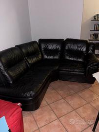 Divano in pelle angolare