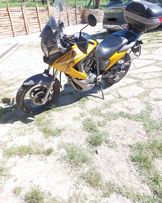 Moto Honda Transalp 700