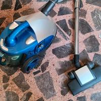 aspirapolvere a filo 