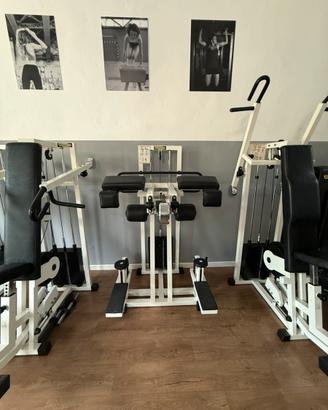 STANDING GLUTEUS TECHNOGYM