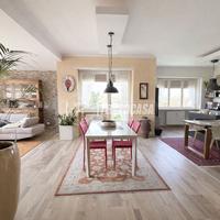 APPARTAMENTO RISTRUTTURATO CON TRIPLA ESPOSIZIONE