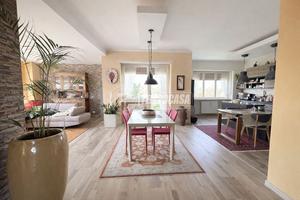 APPARTAMENTO RISTRUTTURATO CON TRIPLA ESPOSIZIONE