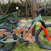 CUBE Stereo 240 Pro 24” – Full 120mm-