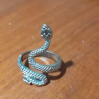 Anello a serpente 