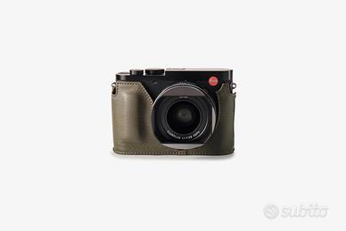 Oberwerth Leica Q3 Half Case - TagCase reporter